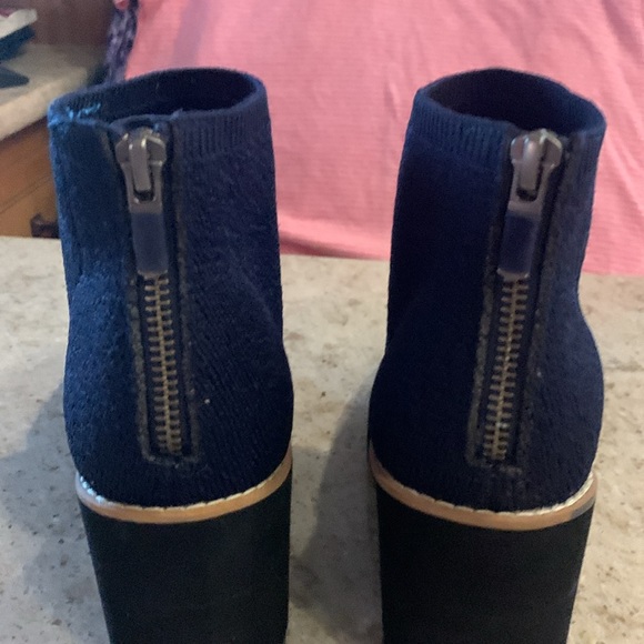 NWOT Eileen Fisher Navy Alec Wedge Pump Size 8.5 - Picture 5 of 7